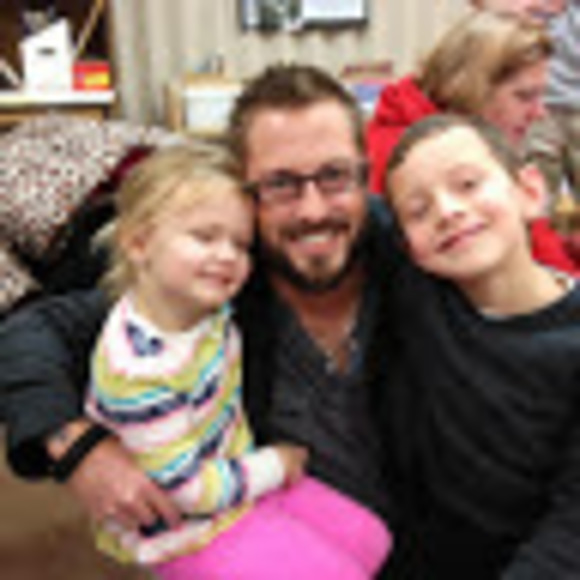 Meet your Posher, Chris - Picture 1 of 1